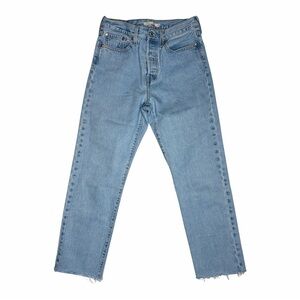 Levi’s Premium Denim Wedgie Straight Raw Hem Size 28